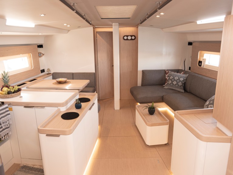 Bénéteau First Yacht 53 mieten Lavrion