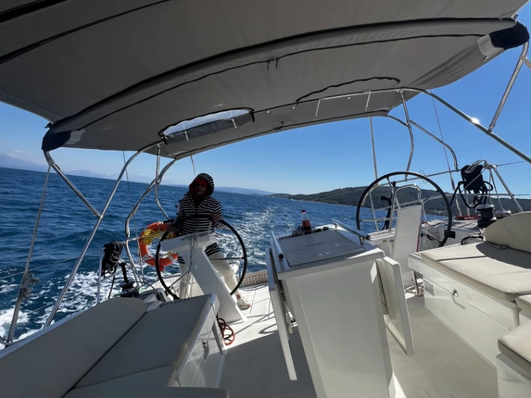 Ein Bénéteau Oceanis 46.1 mieten in Split