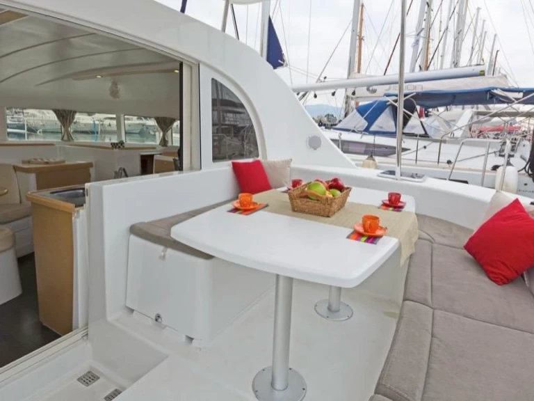 Katamaran mieten in Ibiza Town - Lagoon Lagoon 380 S2