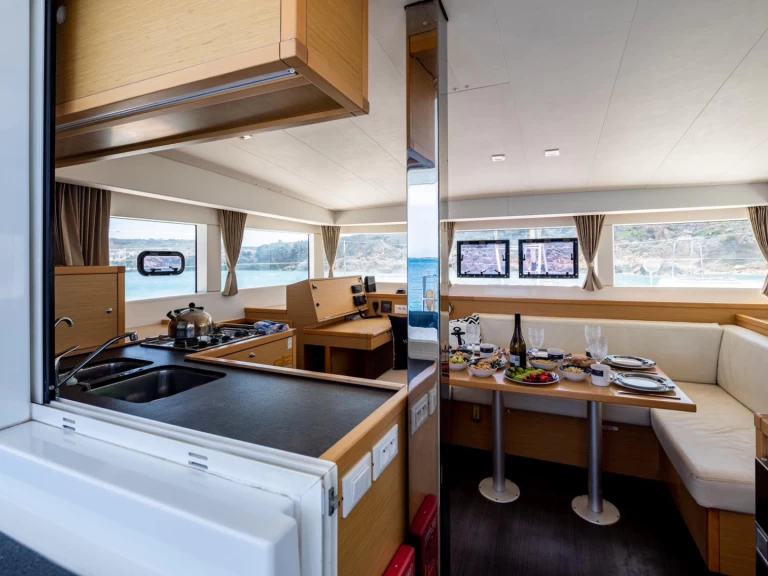 Vermietung Katamaran Lagoon mit Führerschein