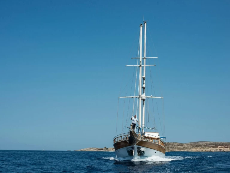 Ein Stalen Zeiljacht Motiva 39 mieten in Bugibba