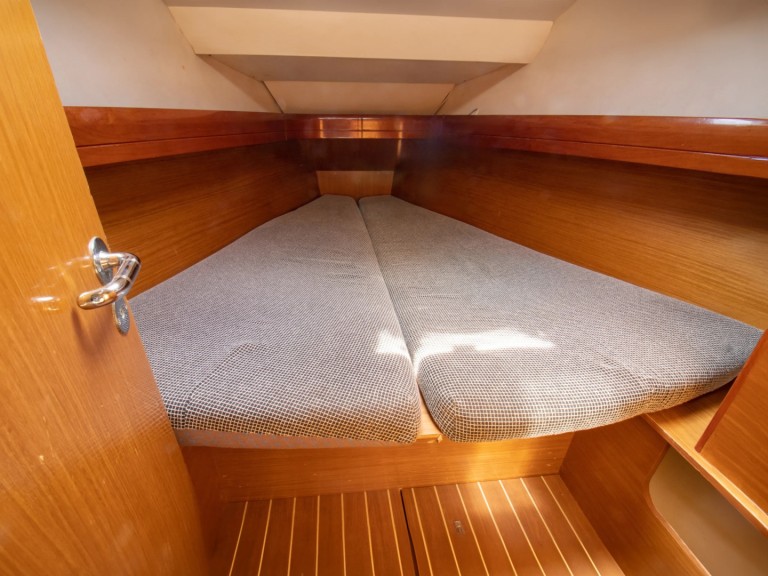 Bootsverleih Jeanneau Sun Odyssey 36 Nikiána Samboat