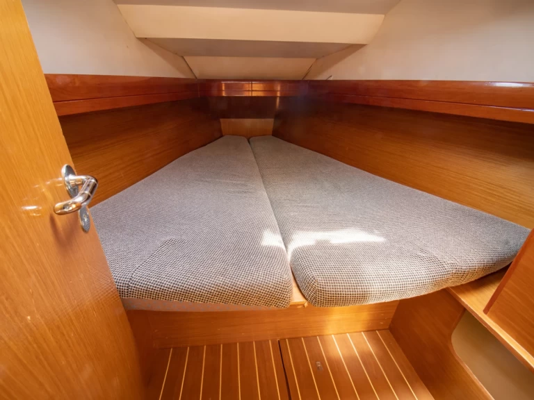 Bootsverleih Jeanneau Sun Odyssey 36 Nikiána Samboat