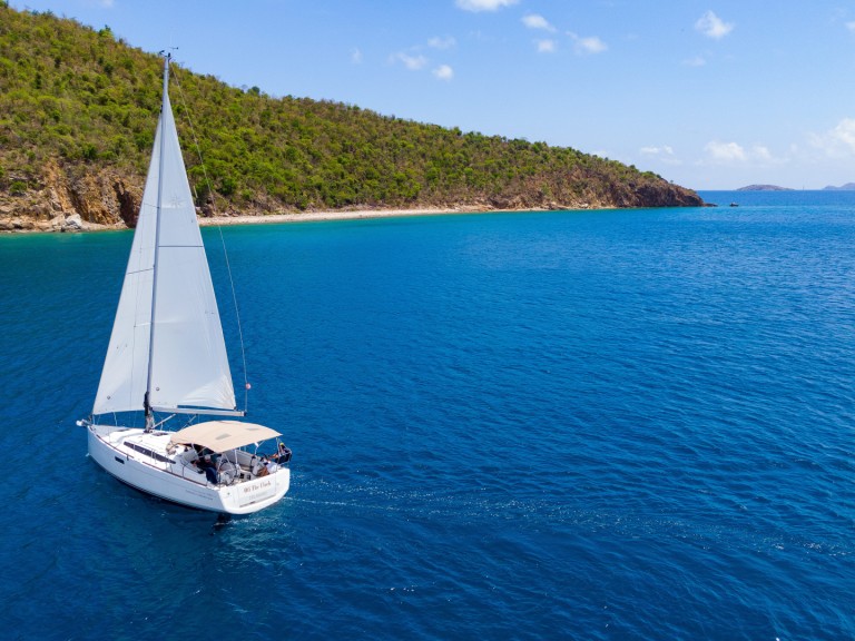 Ein Jeanneau Sun Odyssey 349 mieten in Road Town