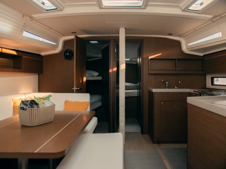 Bootsverleih Bénéteau Oceanis 40.1 Olbia Samboat