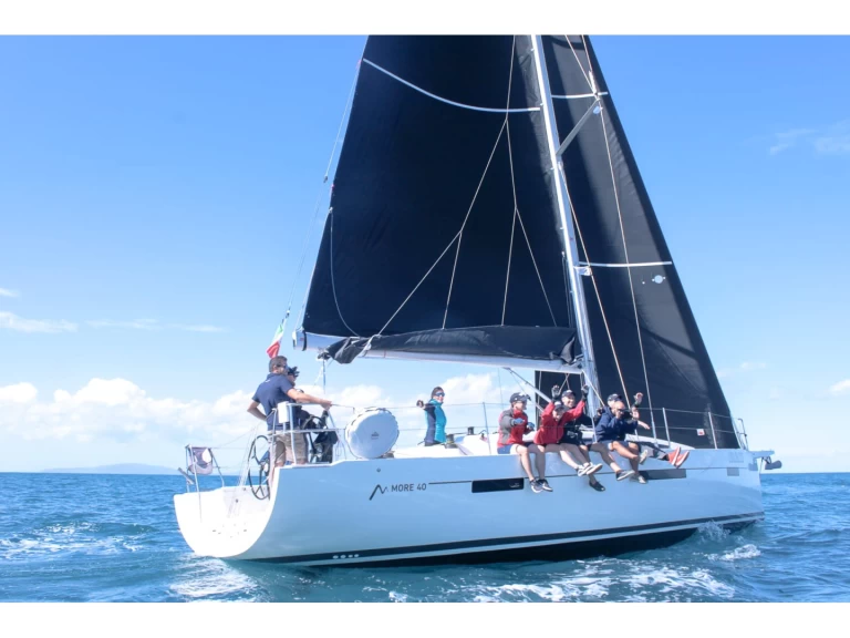 Vermietung Segelboot More Boats mit Führerschein