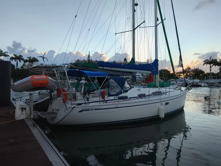 Ein Bavaria 34 cruiser mieten in Pointe-à-Pitre