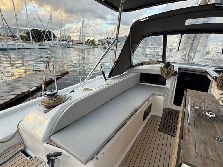 Ein Dufour Dufour 530 mieten in Palermo