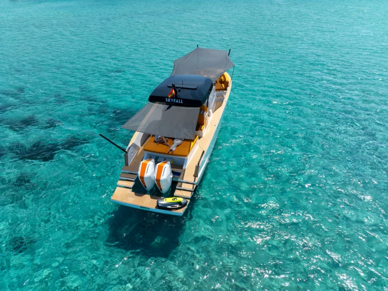 Tesoro T40 mieten Mahón