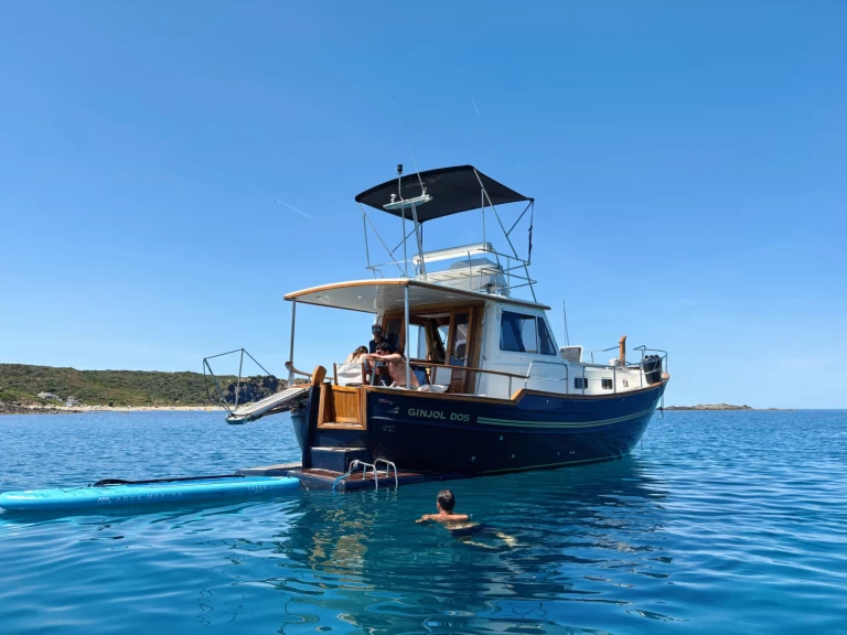 Vermietung Motorboot Menorquin-Yachts mit Führerschein