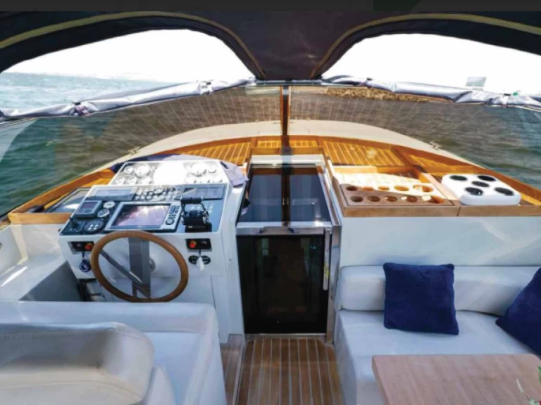 Vermietung Motorboot XL MARINE 51 mit Führerschein