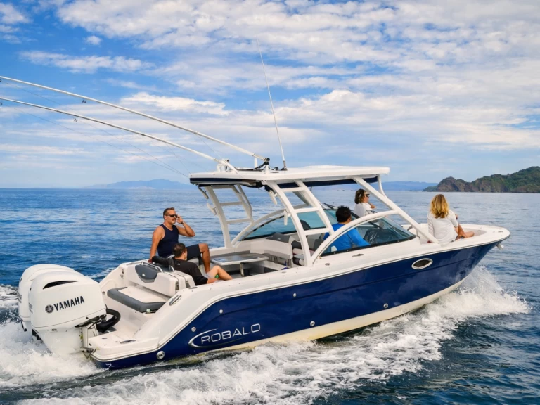 Motorboot mieten in Coco Bay zum besten Preis