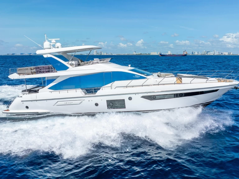 Ein Azimut 72 Flybridge mieten in Miami