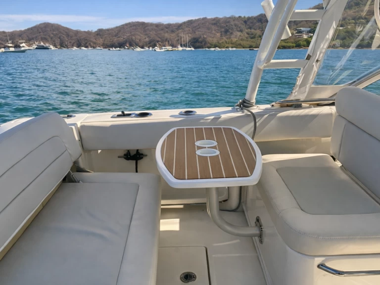 Motorboot mit oder ohne Skipper Boston Whaler mieten in Coco Bay