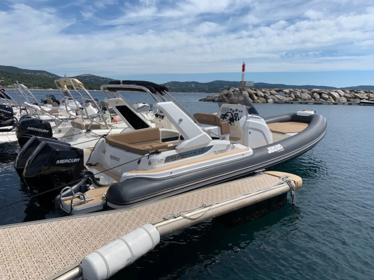 Schlauchboot mieten in Cavalaire-sur-Mer - Joker Boat Clubman 30
