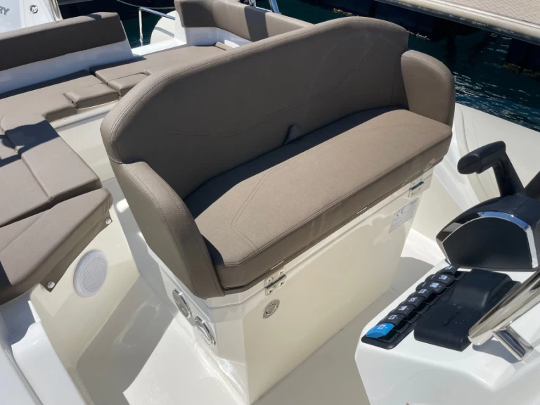 Vermietung Schlauchboot Joker Boat mit Führerschein