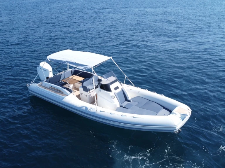 YachtCharter in Cavalaire-sur-Mer - Joker Boat JOKER 28 auf SamBoat