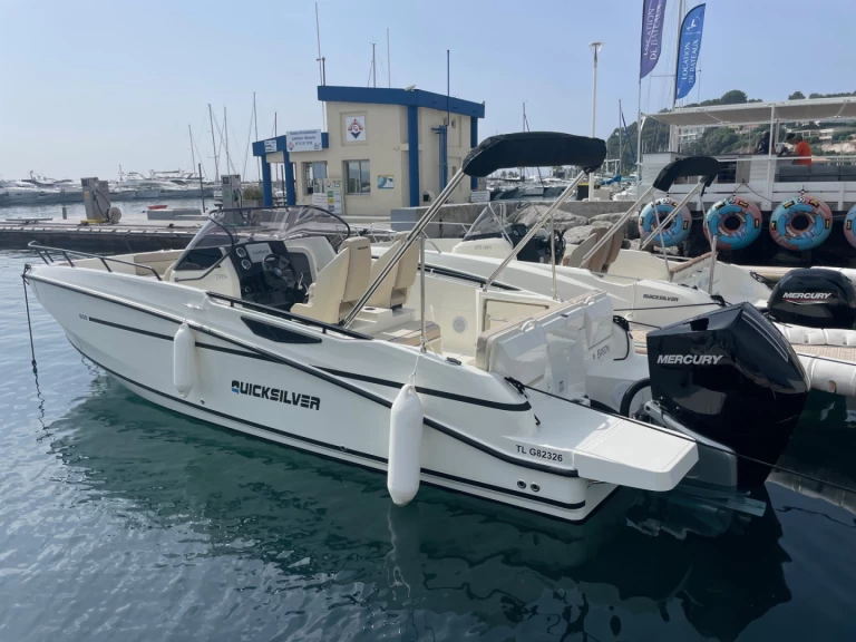 Motorboot mieten in Cavalaire-sur-Mer - Quicksilver QUICKSILVER 805
