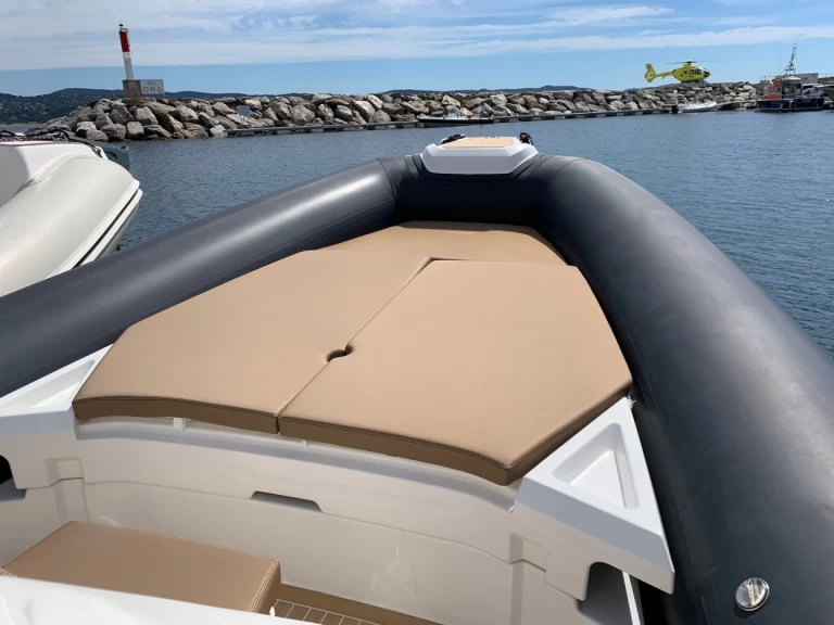 Ein Joker Boat Clubman 30 mieten in Cavalaire-sur-Mer