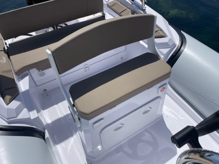 Schlauchboot mieten in Cavalaire-sur-Mer - Ranieri Cayman 21 Sport