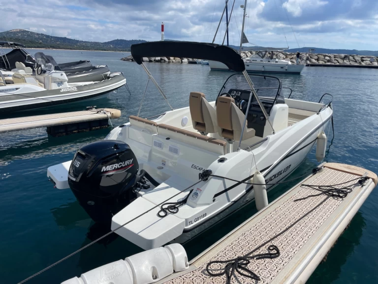 Boot mieten Cavalaire-sur-Mer günstig Quicksilver 605 Activ Open