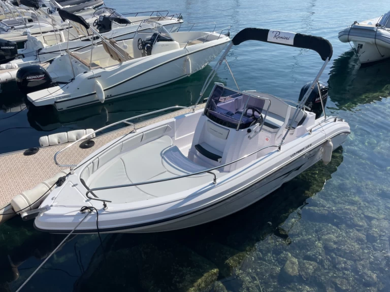 Ein Ranieri Voyager 19 S mieten in Cavalaire-sur-Mer