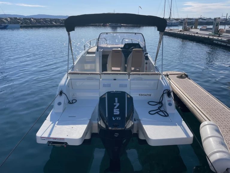Boot mieten Cavalaire-sur-Mer günstig Activ 675 Sundeck