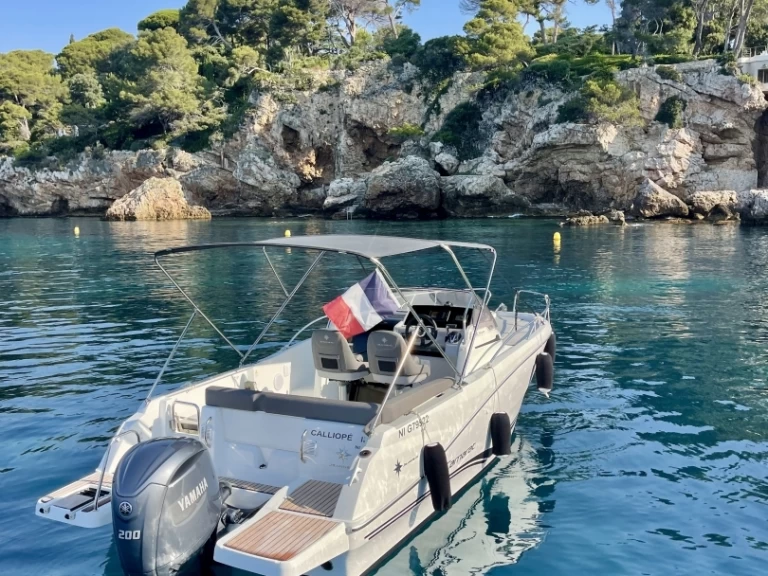 Motorboot mieten in Antibes zum besten Preis