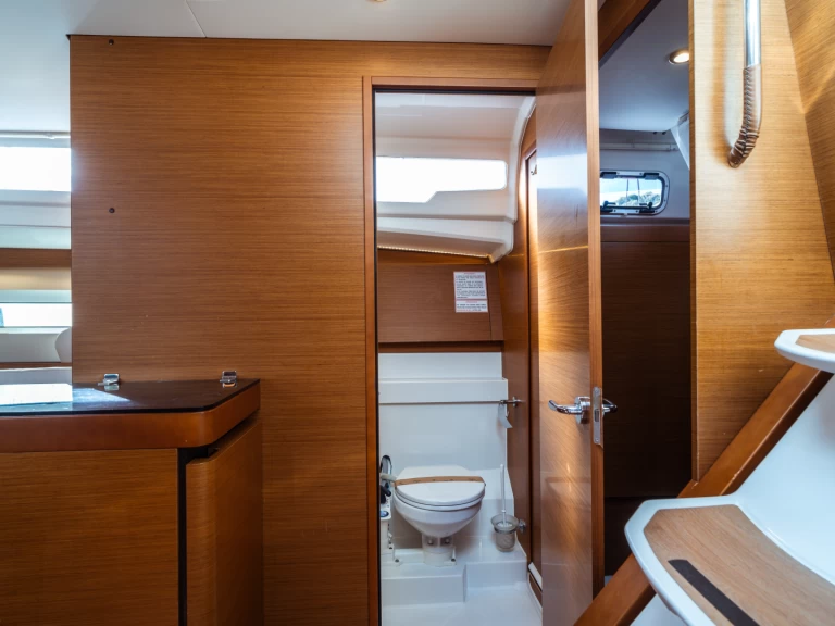 Jeanneau Sun Odyssey 490 mieten Olbia
