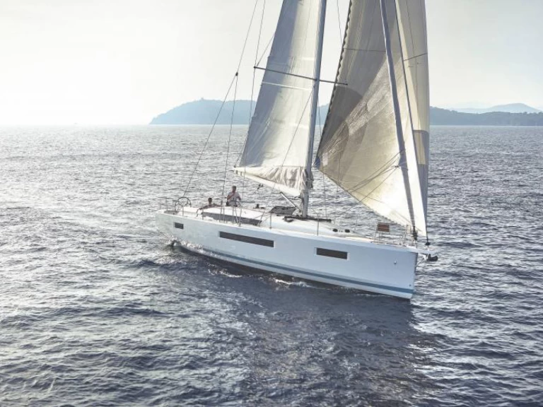 Segelboot mit oder ohne Skipper Jeanneau mieten in Lavrion