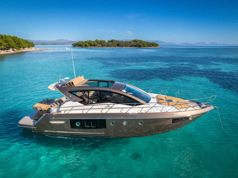 Cranchi Cranchi M44 HT mieten Kaštel Gomilica