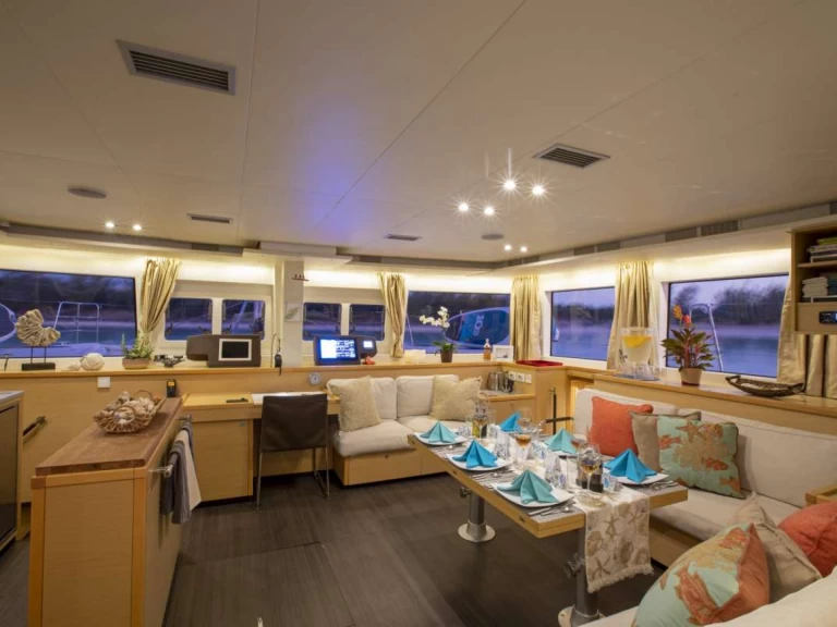 Vermietung Yacht Lagoon mit Führerschein