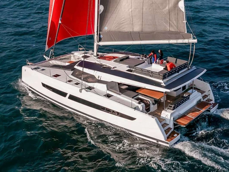 Vermietung Yacht Fountaine Pajot mit Führerschein
