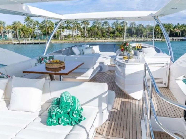 Yacht mieten in Miami Beach zum besten Preis