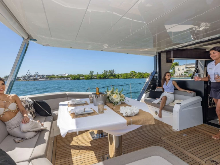 Yacht mit oder ohne Skipper Galeon mieten in Miami
