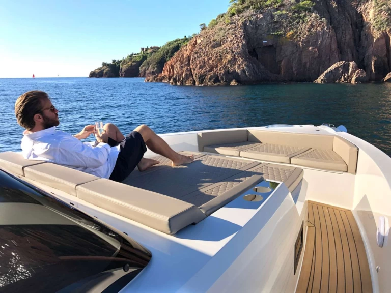 De Antonio MONTE OLYMPO mieten Álimos