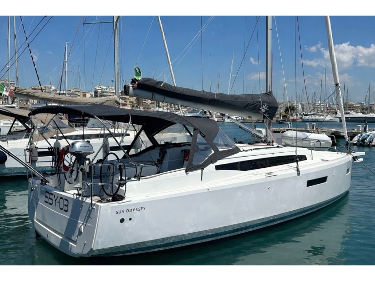 Segelboot mieten in Nettuno - Jeanneau Sun Odyssey 380