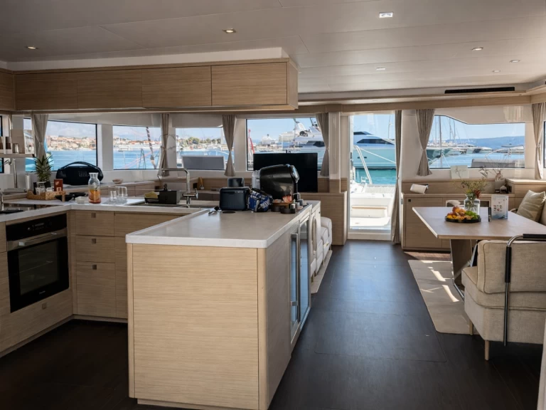 Boot mieten Kaštela günstig Lagoon 60