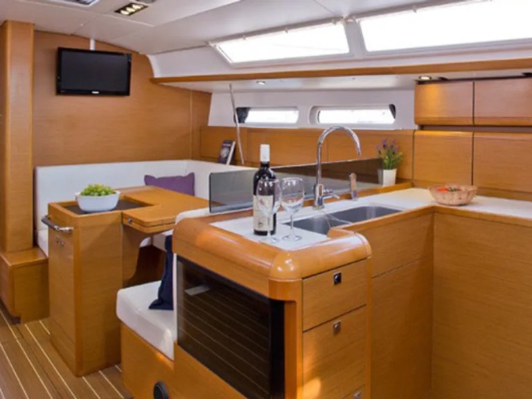 Segelboot mit oder ohne Skipper Jeanneau mieten in Lefkáda