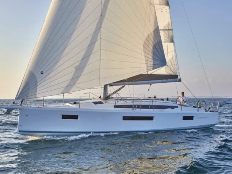 Ein Jeanneau Sun Odyssey 410 mieten in Saint-Malo