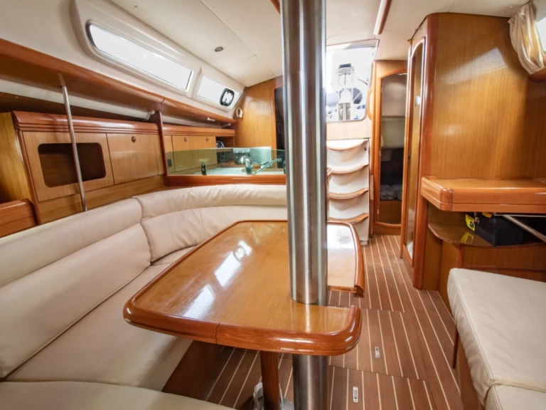 Boot mieten Nikiána günstig Sun Odyssey 36i