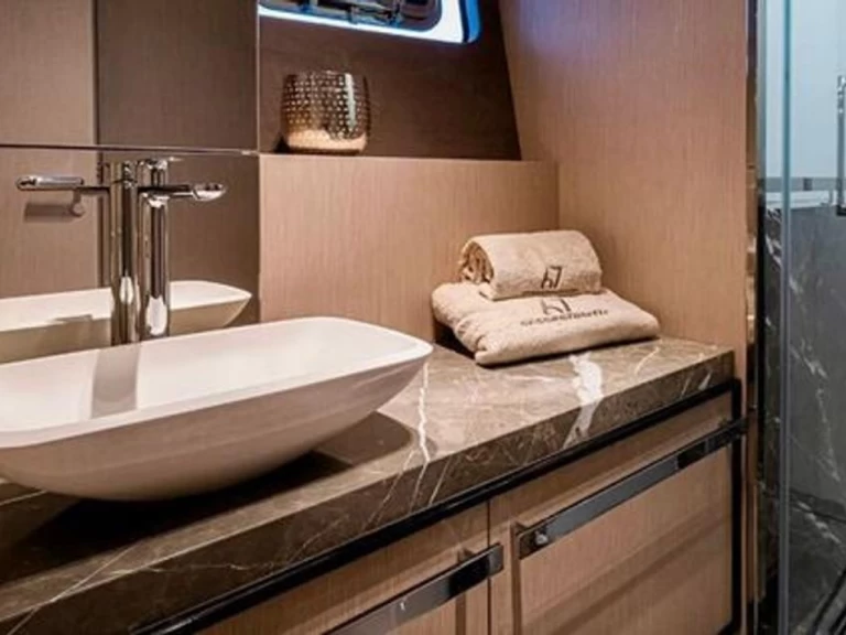 Yacht mieten in Saint-Tropez zum besten Preis