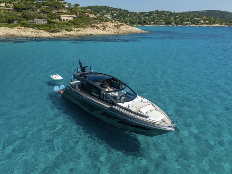 Yacht mieten in Saint-Tropez - Sunseeker Predator 64