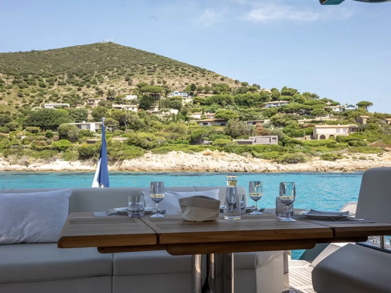 Bootsverleih Sunseeker Predator 64 Saint-Tropez Samboat