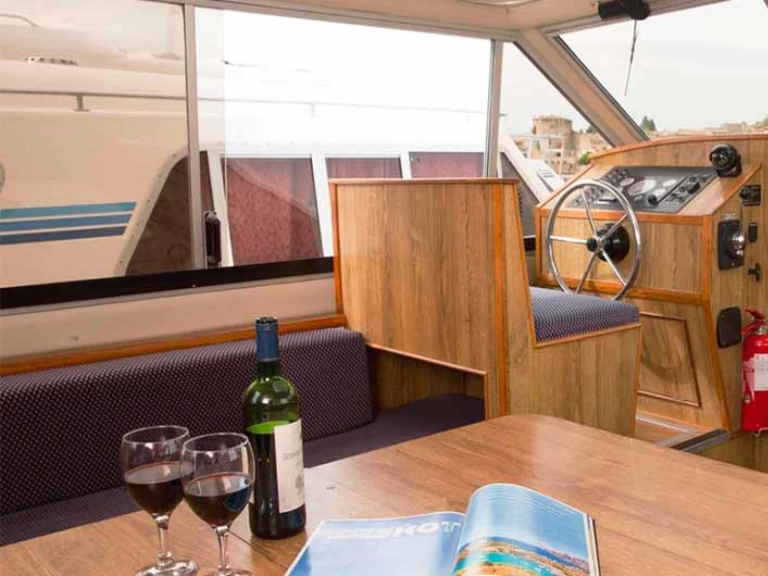 Ein Le Boat Lake Star mieten in Carrick-on-Shannon