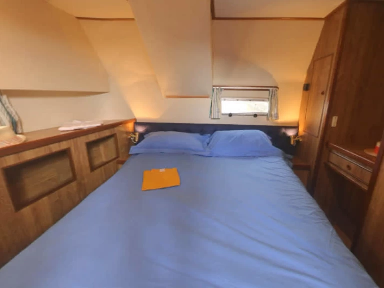 Motorboot mieten in Homps - Le Boat Countess