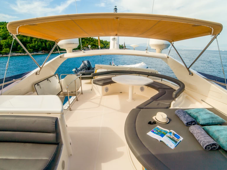 YachtCharter in Split - Ferretti Ferretti 780 auf SamBoat