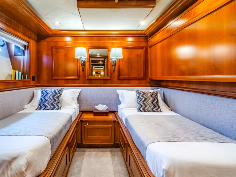 Boot mieten Kaštel Gomilica günstig Motoryacht