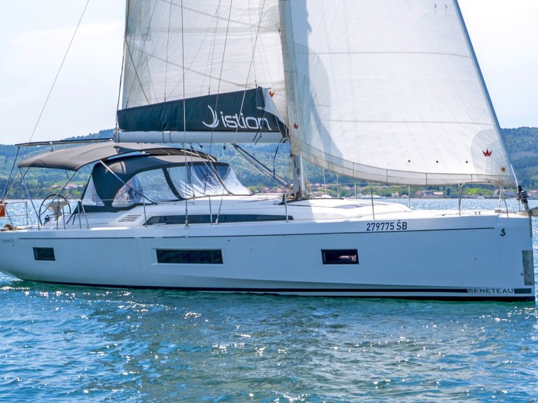 Ein Bénéteau Oceanis 51.1 mieten in Skradin