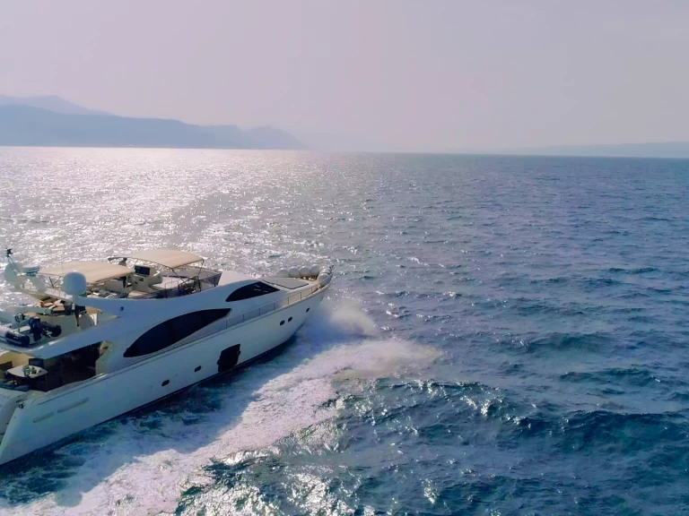 Ein Ferretti Ferretti 780 mieten in Split